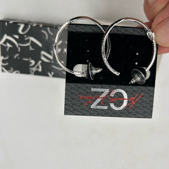 Women’s Kenneth J Lane pave hoop earrings NWT - Picture 4 of 5